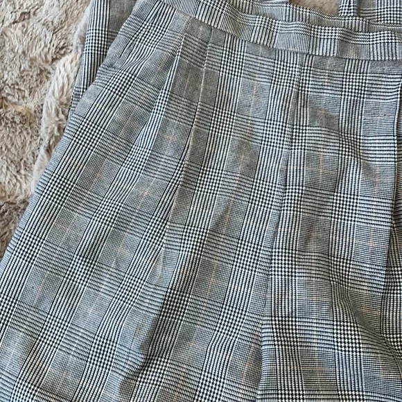 Pants - Picture 9 of 9